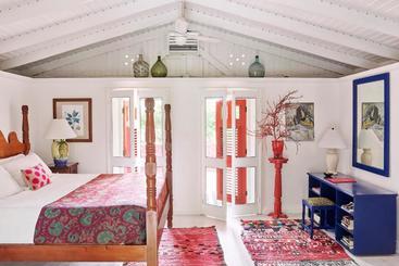 هتل Golden Rock Nevis