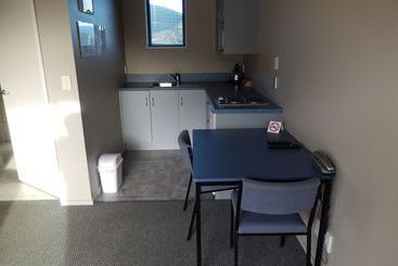 Linkwater Motel And Backpackers