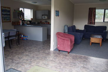 Linkwater Motel And Backpackers