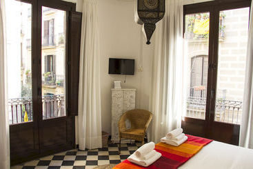 تختخواب و صبحانه Bed&Breakfast Brun Barcelona