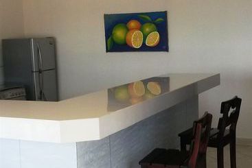 HC Suites Hotel