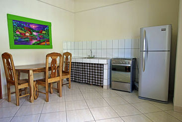 HC Suites Hotel