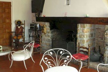 هتل Castel Garoupe