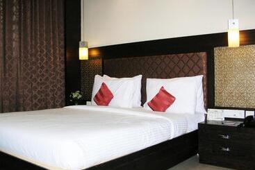 هتل Harsha Residency