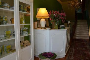 هتل Villa Terme Di Caldana B&b