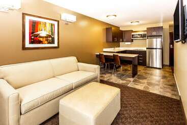 Microtel Inn & Suites By Wyndham Whitecourt