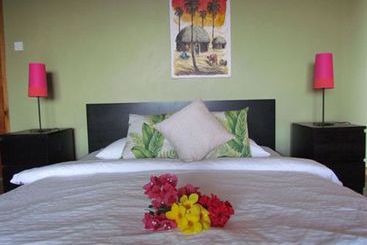 تختخواب و صبحانه Lime Hill Lodge