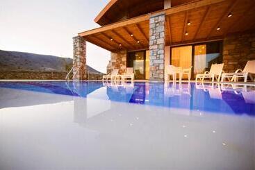 Estrella Villas