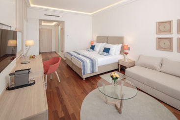 هتل Valamar Isabella Miramare