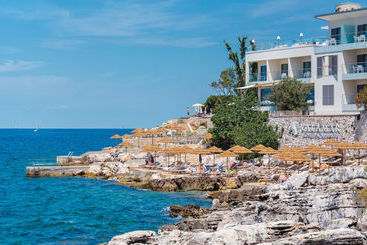 هتل Valamar Isabella Miramare