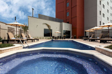 هتل La Quinta By Wyndham Tegucigalpa