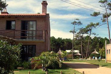 استراحتگاه Complejo Turístico Piccola Marina