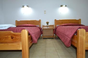 هتل Koskinas Apartments