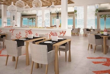 استراحتگاه ROC Casa del Mar