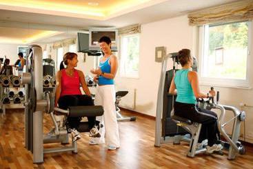 هتل Robinson Club Arosa