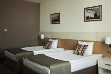 هتل Victoria & Spa Minsk