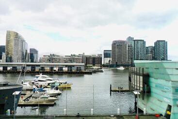 游客公寓 Akom At Docklands