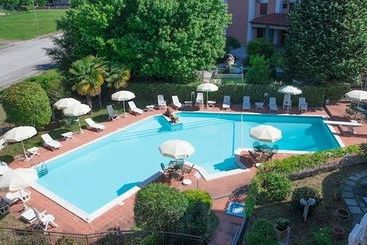 هتل Ambasciatori