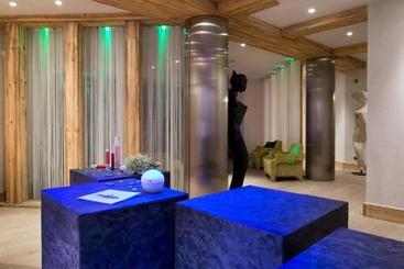 هتل Cgh Résidences & Spas Les Chalets De Flambeau