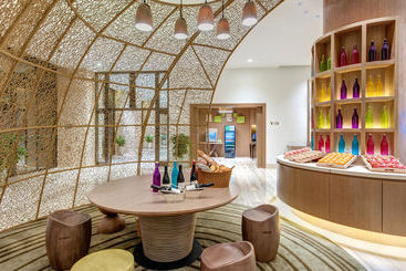 هتل Holiday Inn Resort Hainan Clear Water Bay, An Ihg