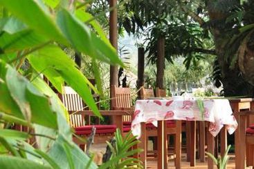 هتل Villa Kep Resort  Adult Only