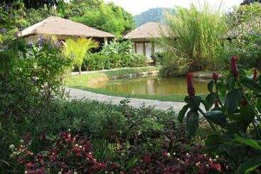 هتل Villa Kep Resort  Adult Only