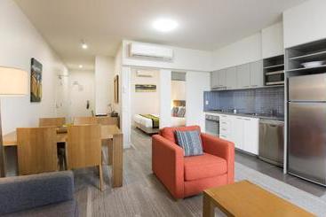 هتل Aligned Corporate Residences Mackay