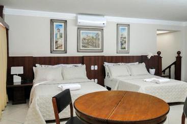 Hotel Real