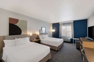 هتل Spark By Hilton Midland South