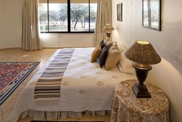 هتل Thaba Khaya Lodge