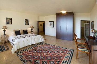 هتل Thaba Khaya Lodge