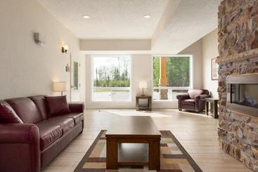 هتل Days Inn Sioux Lookout