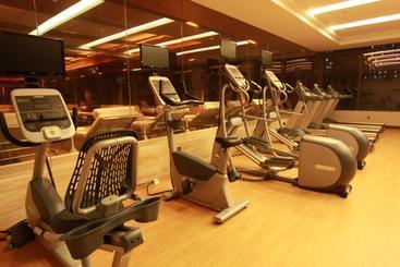 هتل Howard Johnson Tianyu Plaza Yingtan