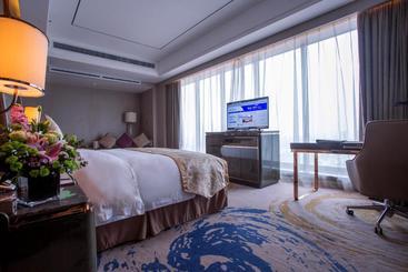 هتل Howard Johnson Tianyu Plaza Yingtan