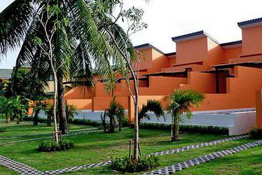 استراحتگاه Sunshine Pool Villa