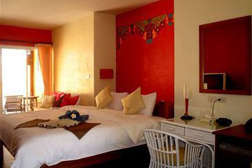 استراحتگاه Sunshine Pool Villa
