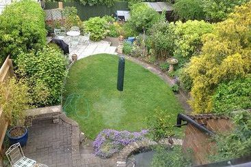 تختخواب و صبحانه Arngrove Bed&Breakfast