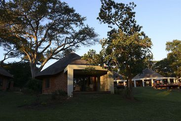 هتل Lilayi Lodge