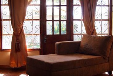 پانسیون Armadale Boutique Hotel & Villas