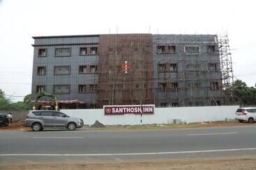 בית מלון כפרי Santhosh Inn