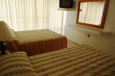 هتل Bagasi Manzanillo