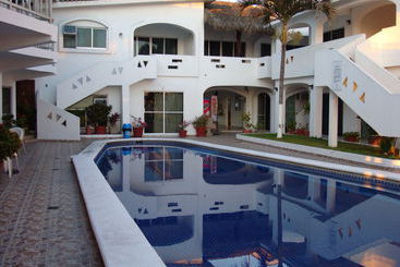 هتل Bagasi Manzanillo