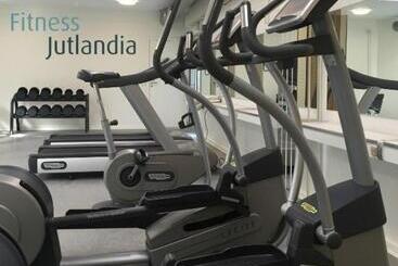 فندق Harbour Living By Jutlandia Hostel Style