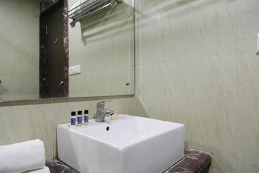 هتل Oyo Premium Jaipur Junction