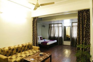 هتل Oyo Premium Jaipur Junction