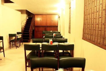 هتل Oyo Rooms Dalhousie Waterloo Street
