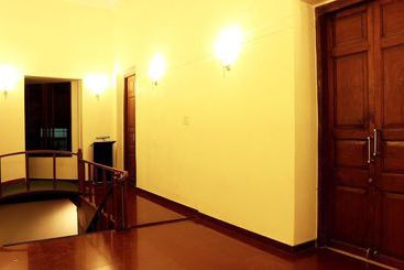 هتل Oyo Rooms Dalhousie Waterloo Street