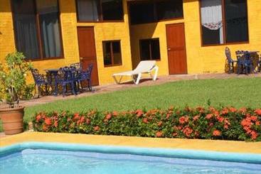 Las Casitas