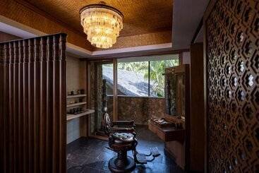استراحتگاه Mandapa, A Ritz Carlton Reserve