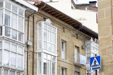 Apartamentos Turísticos Los Zapatos Morados